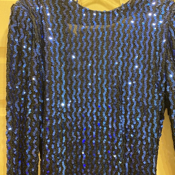 Jarrod’s sapphire blue sequin formal gown. Size 9/10 - Picture 11 of 12